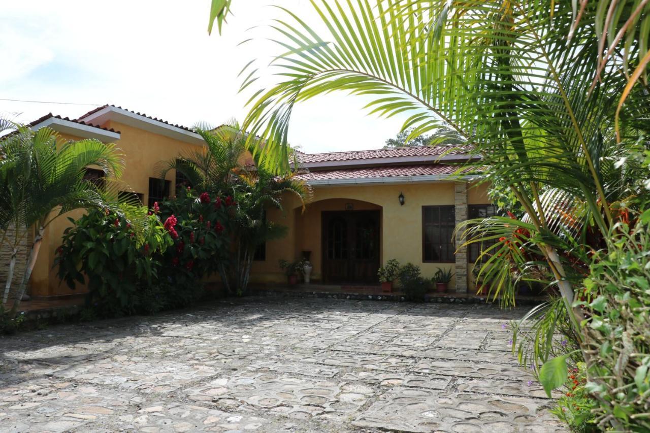 Posada Gema De Copan ซานตา โรซา เด โกปัน ภายนอก รูปภาพ