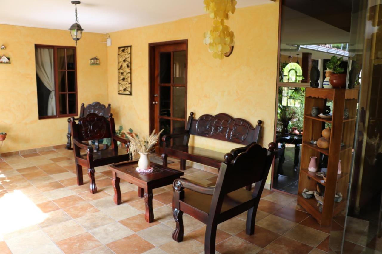 Posada Gema De Copan ซานตา โรซา เด โกปัน ภายนอก รูปภาพ